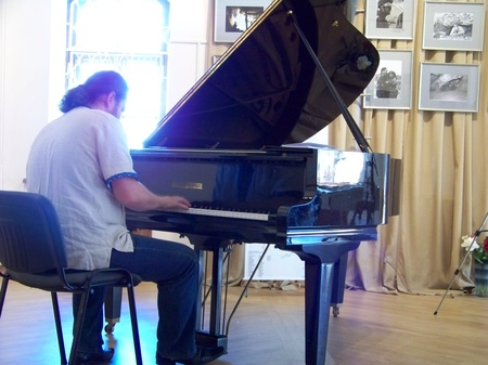 Спільний творчий вечір Олега Короташа та Романа Коляди